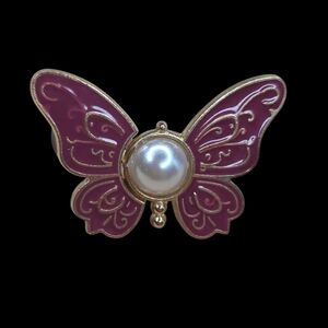 Elegant Butterfly With Pearl Accent Clothing Adjustor